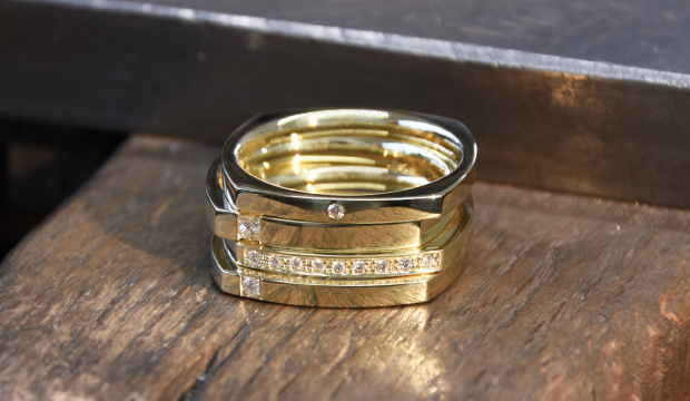 Aurea – Bauhaus-Inspired Architectural Wedding Rings | acredo